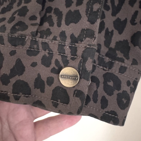 Leopard Jacket - Picture 2 of 5